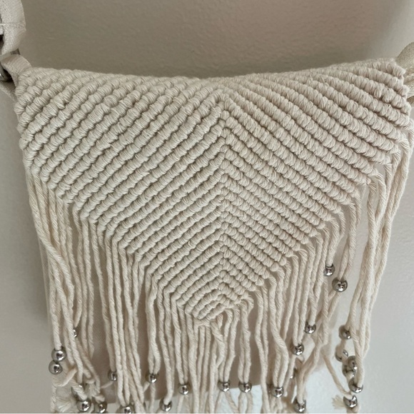 AMERICAN Eagle Crochet Fringe Beaded Boho Mini Crossbody Purse, Cream - Picture 6 of 14